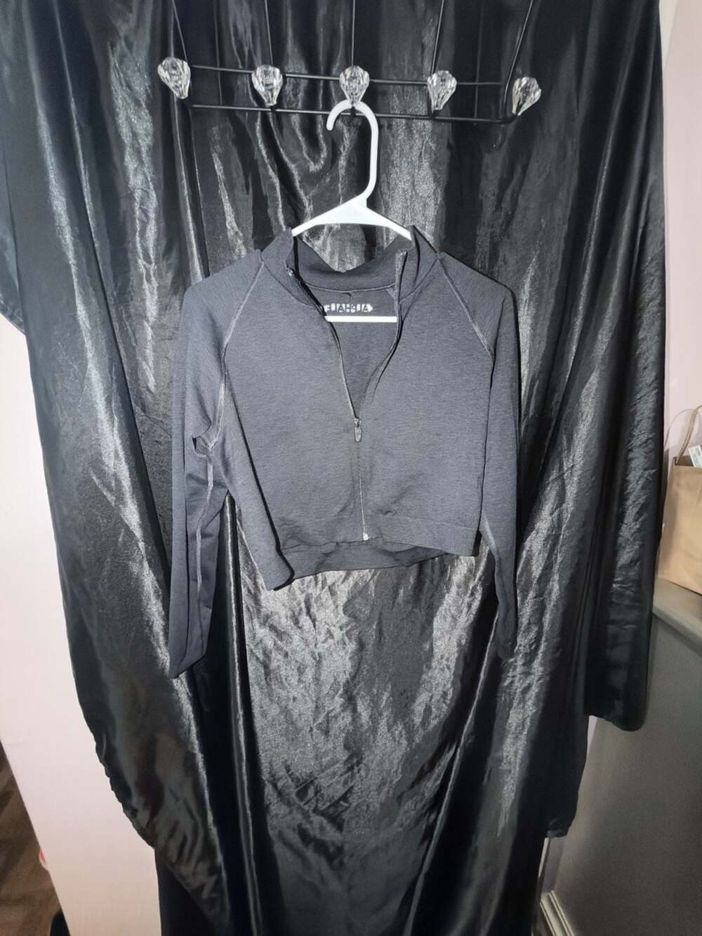 Alphalete Amplify Jacket Size XXL Black Full Zip Cropped Workout